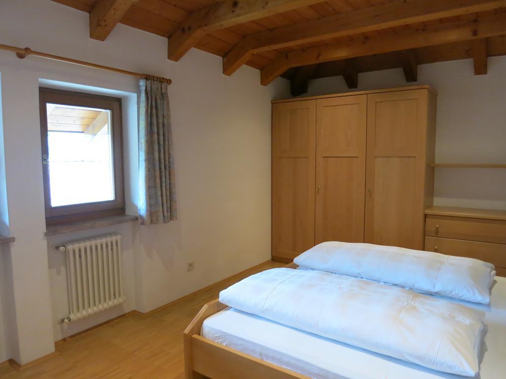 Feldererhof Apartman Postal / Burgstall Szoba fotó